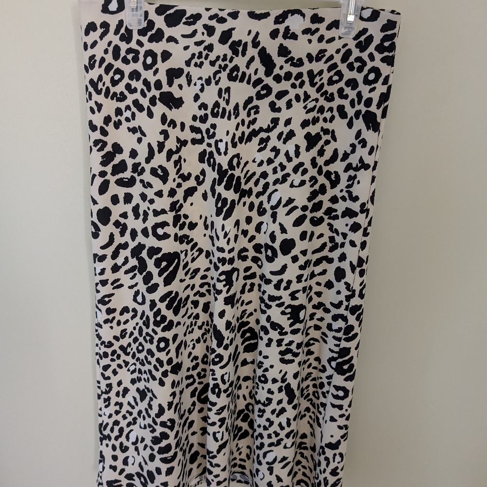 Women's Skirt, Size 8